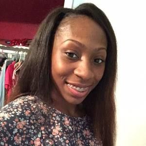 Meet your Posher, Danielle